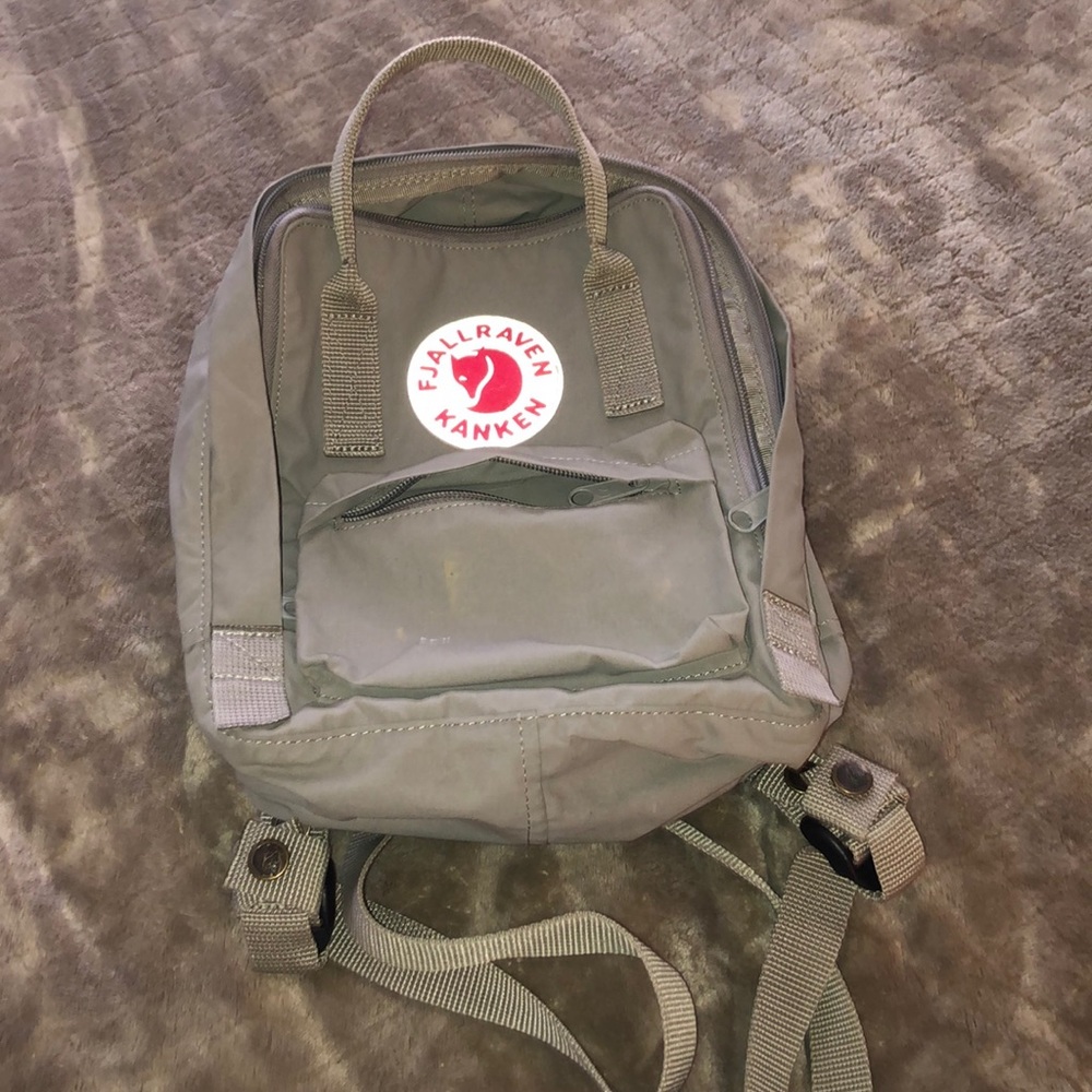 Mini fjallraven kanken backpack